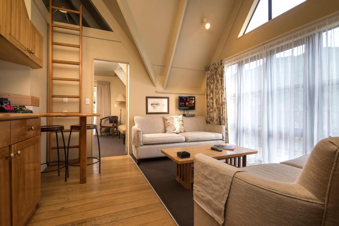 Punga Cove Resort Endeavour Inlet Екстер'єр фото