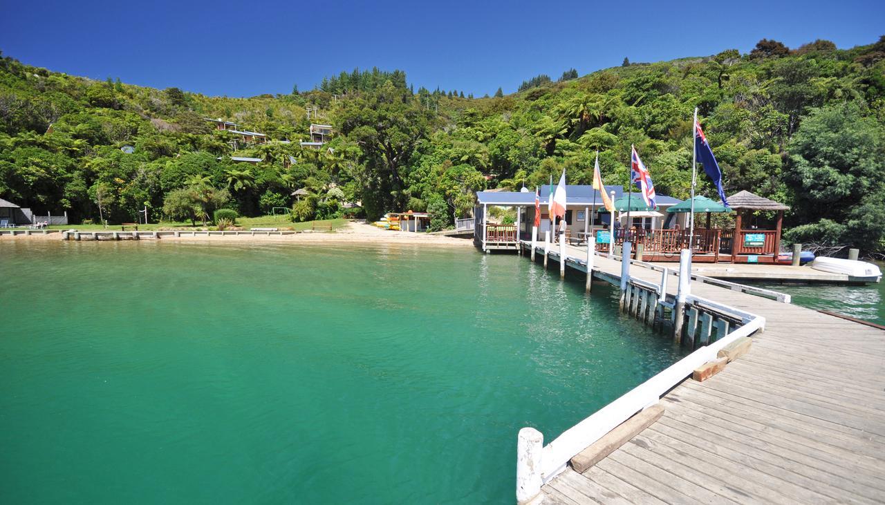 Punga Cove Resort Endeavour Inlet Екстер'єр фото