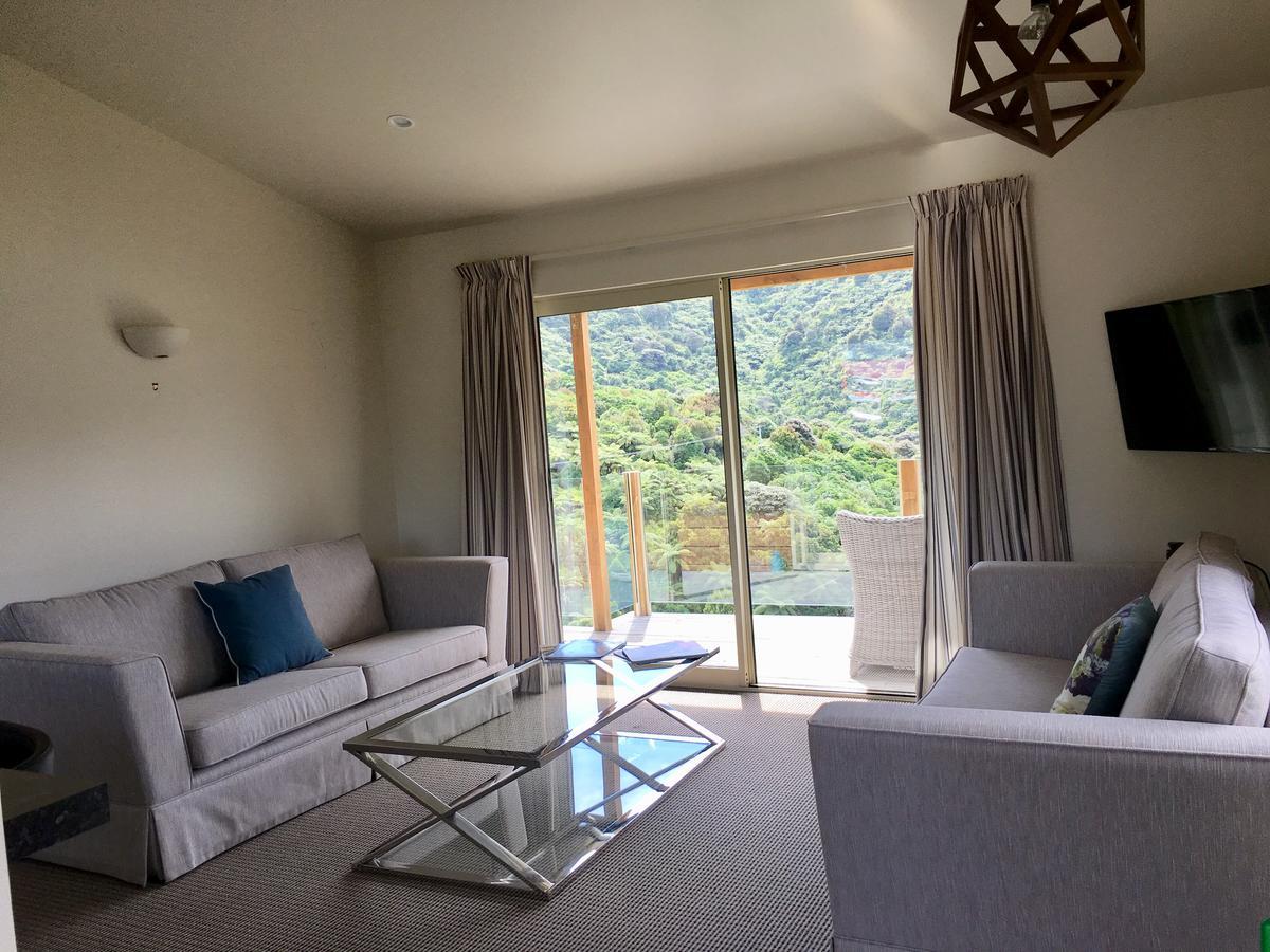 Punga Cove Resort Endeavour Inlet Екстер'єр фото